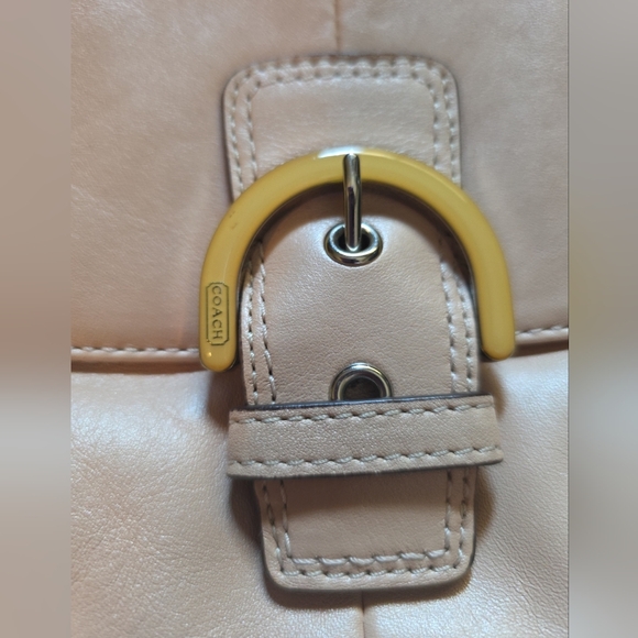 Genuine Coach Pink Blush Leather Soho Buckle Flap Crossbody Purse shoulder Bag - Picture 2 of 13